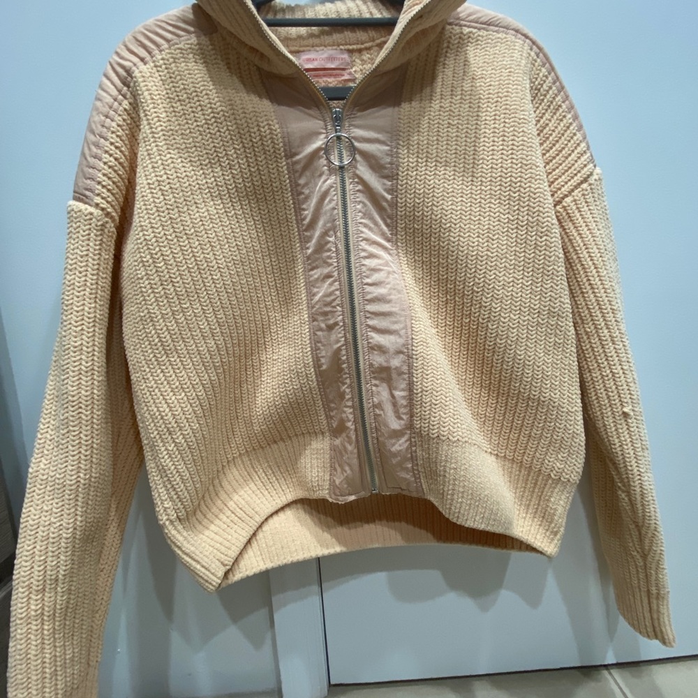 Zip up knit sweater/ cardigan